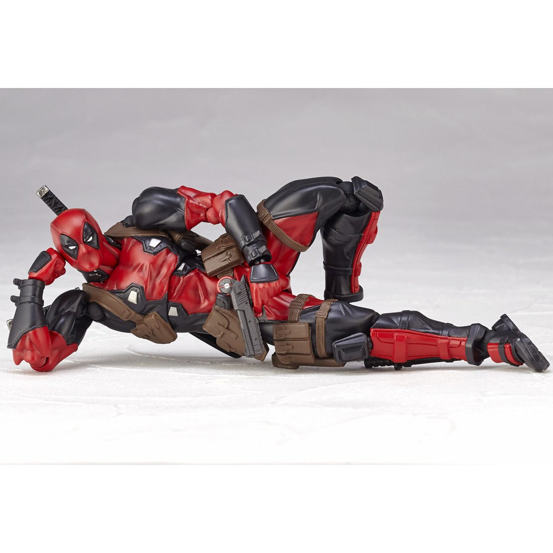 Deadpool Action Figure (16 cm) – Marvel Superhero Collectible Toy | Premium Display Figure