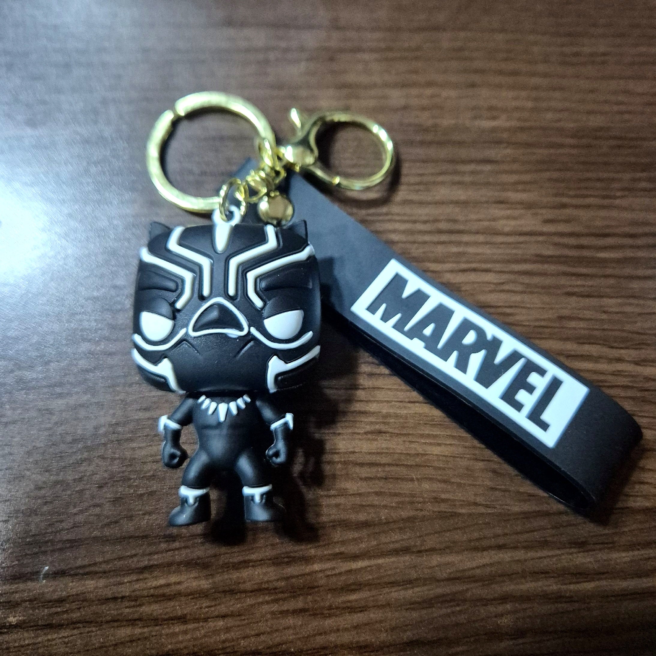 Black Panther Marvel Keychain – 3D Superhero Figure with Strap