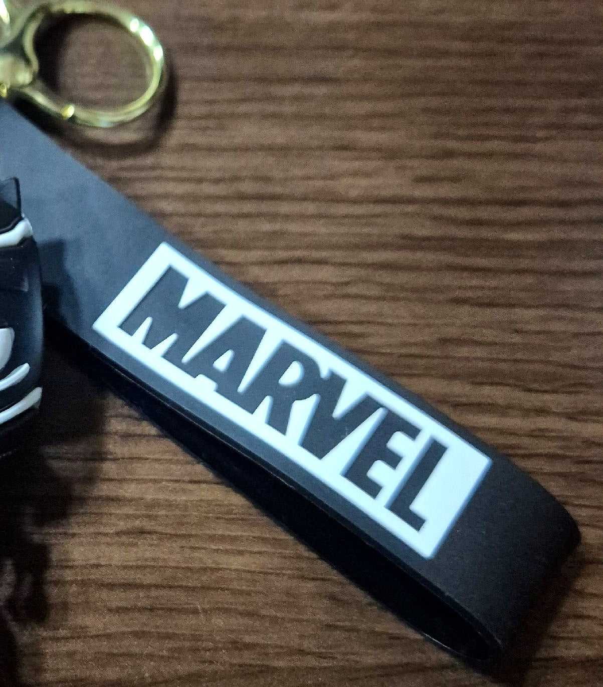 Black Panther Marvel Keychain – 3D Superhero Figure with Strap